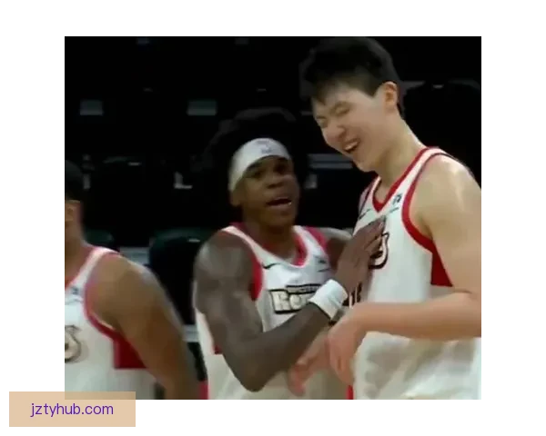 12.6秒关键绝杀杨瀚森奋力拼搏手臂血痕显现笑容依旧灿烂