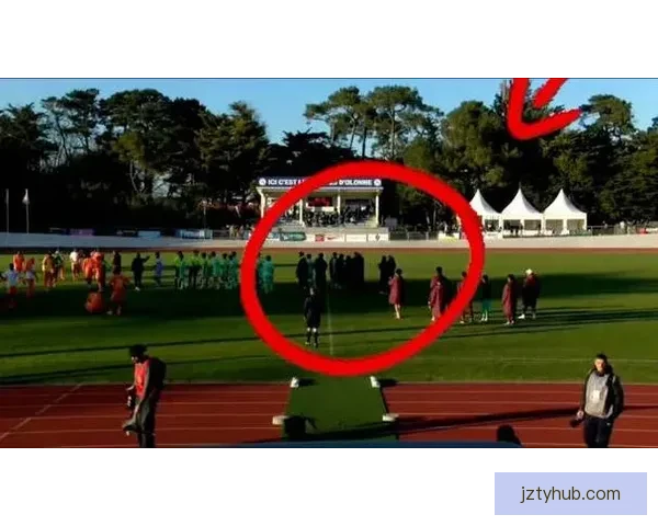 张亦弛多次神勇扑救国少小组三战全负仅差一球惜败科特迪瓦